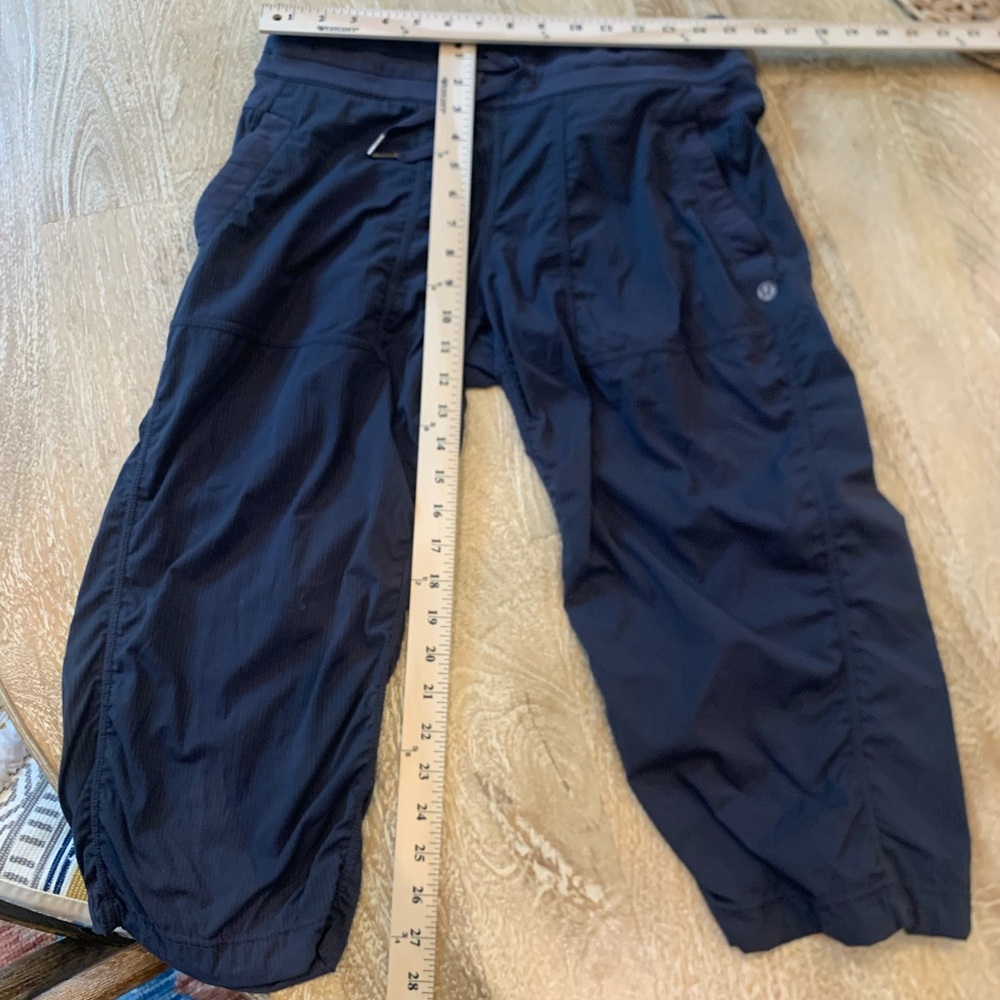 Lulu Lemon Dance Studio Capris Charcoal Gray